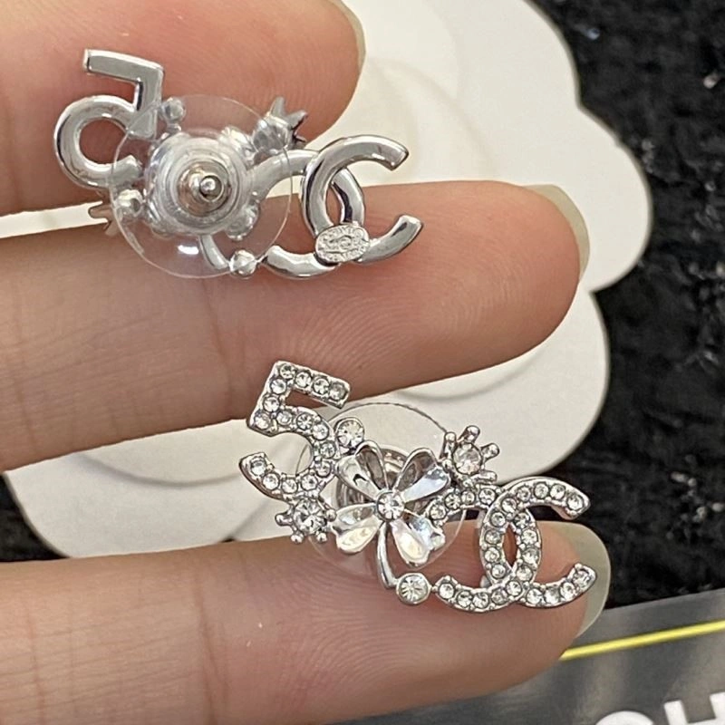 Chanel Earrings Durable 225137