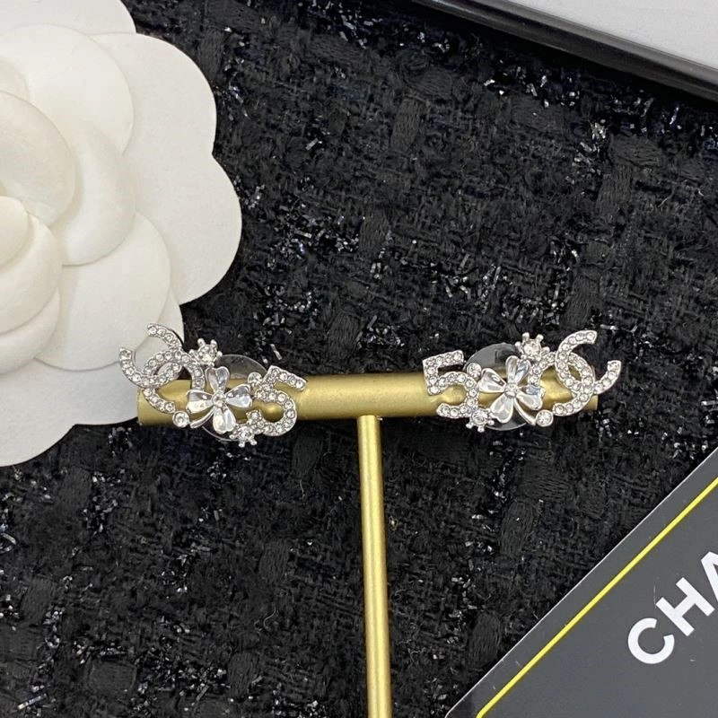 Chanel Earrings Durable 225137