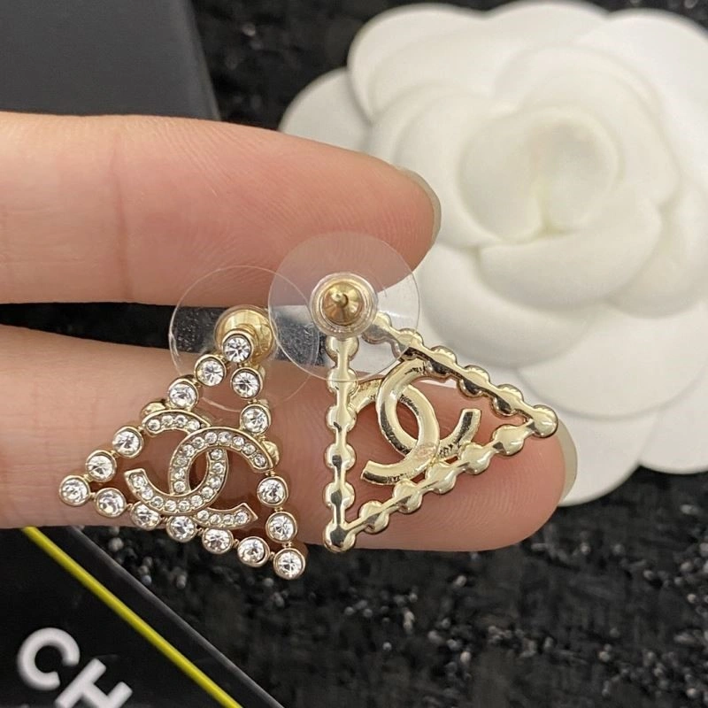 Comfortable Chanel Earrings 225175