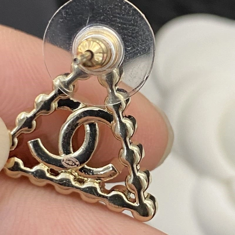 Comfortable Chanel Earrings 225175