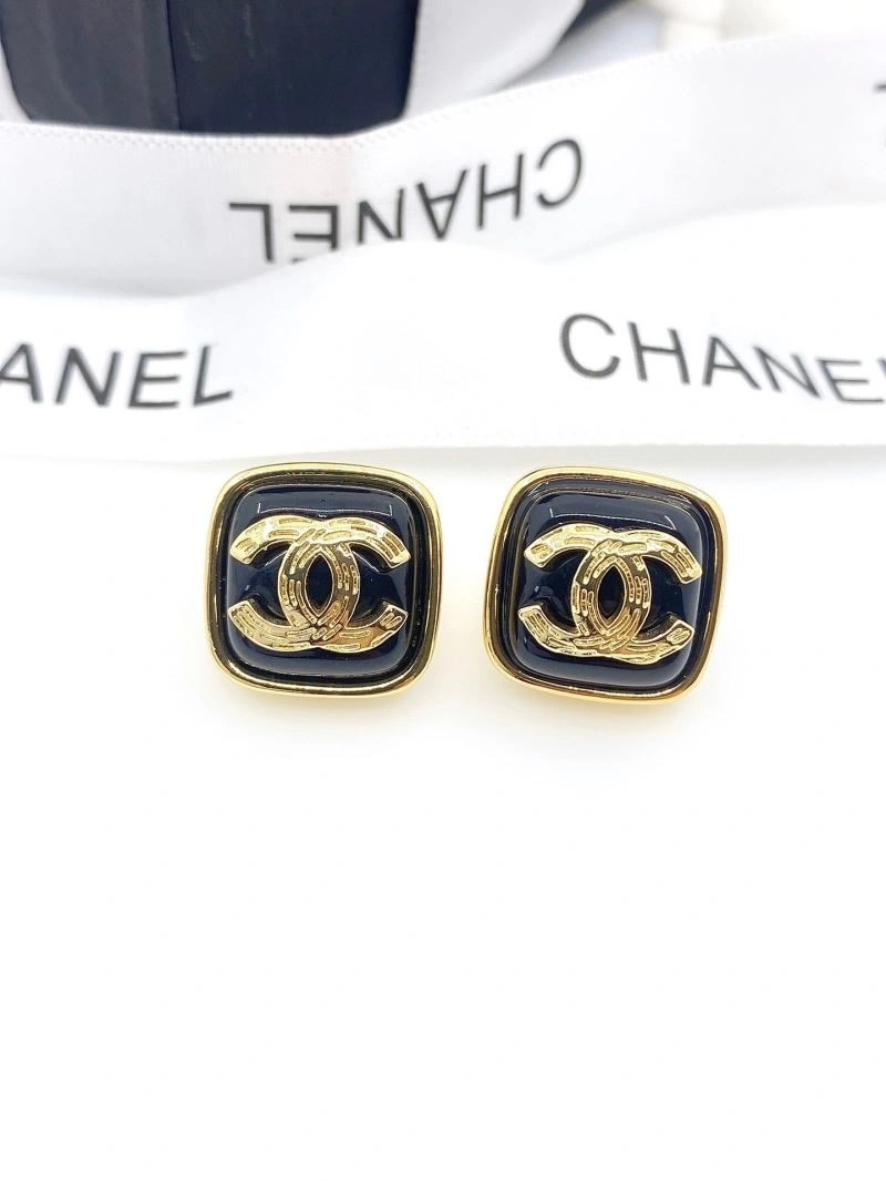 Chanel Earrings Trendsetting 225129