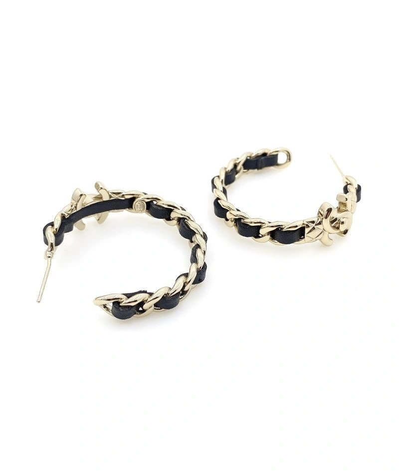 Unique Chanel Earrings 225168