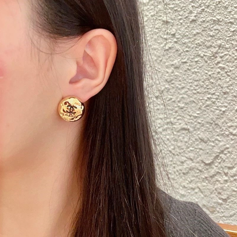 Chanel Earrings Supportive 225123