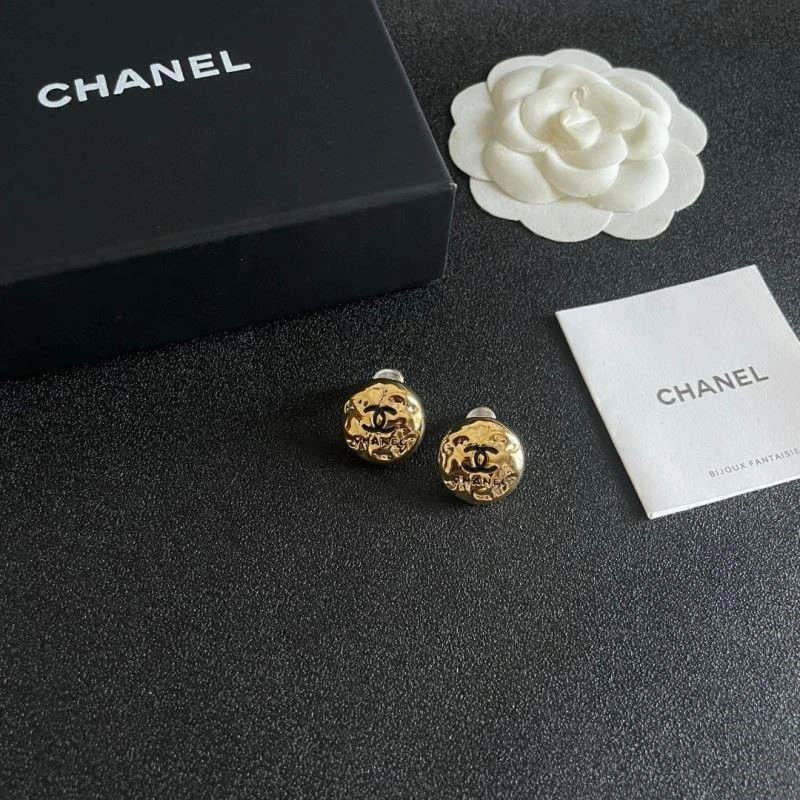 Chanel Earrings Supportive 225123