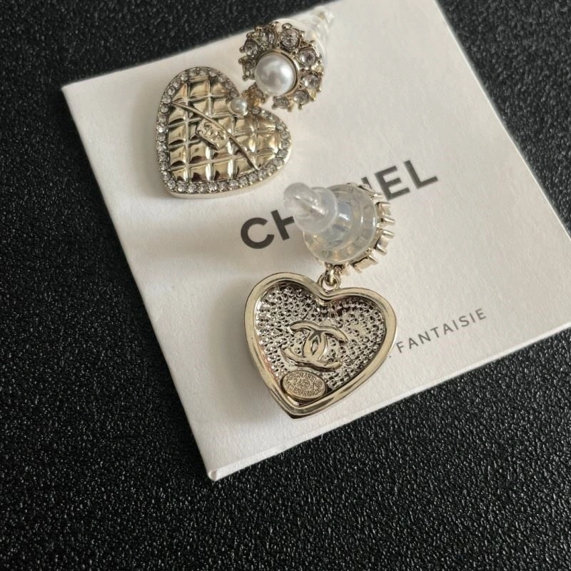 Sustainable Chanel Earrings 225141