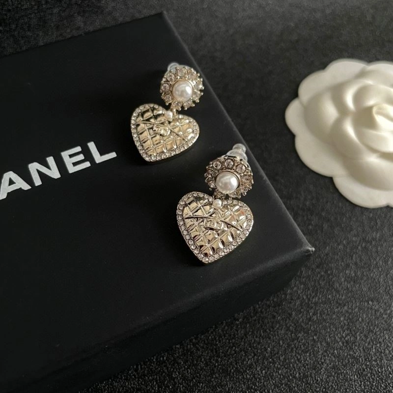 Sustainable Chanel Earrings 225141