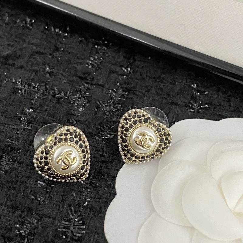 Chanel Earrings Practical 225122