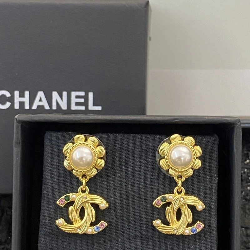Chanel Earrings Minimalist 225135