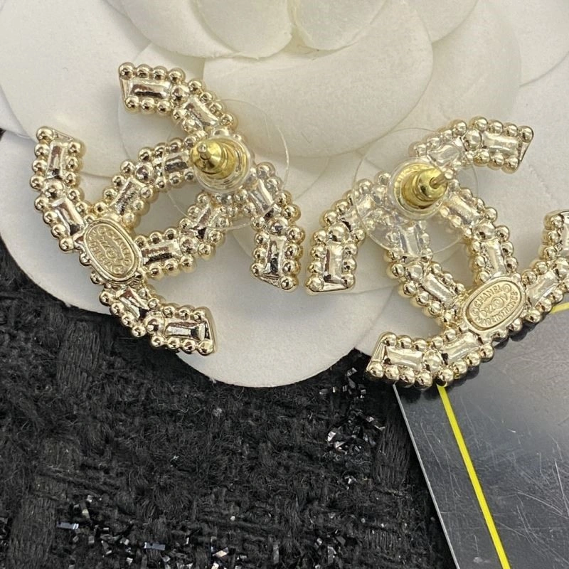 Durable Chanel Earrings 225171
