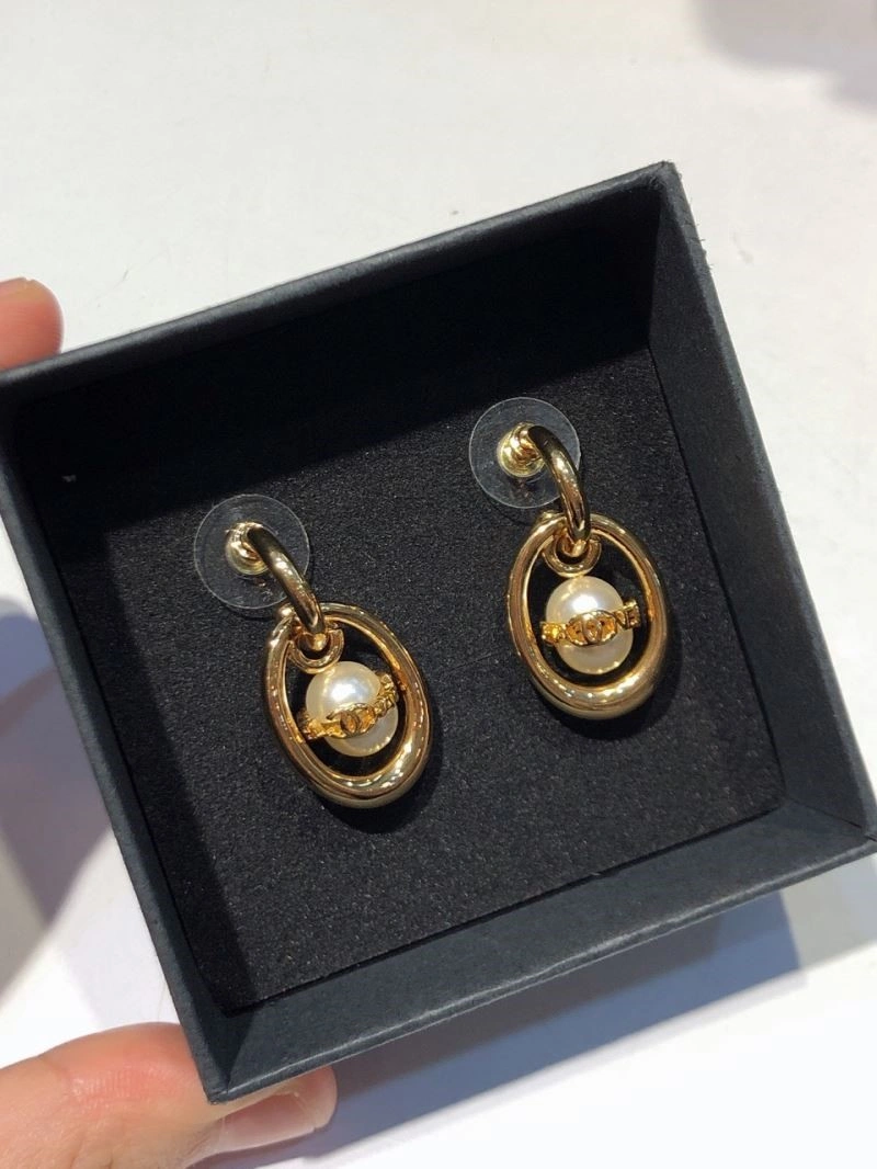 Chanel Earrings Minimalist 225154