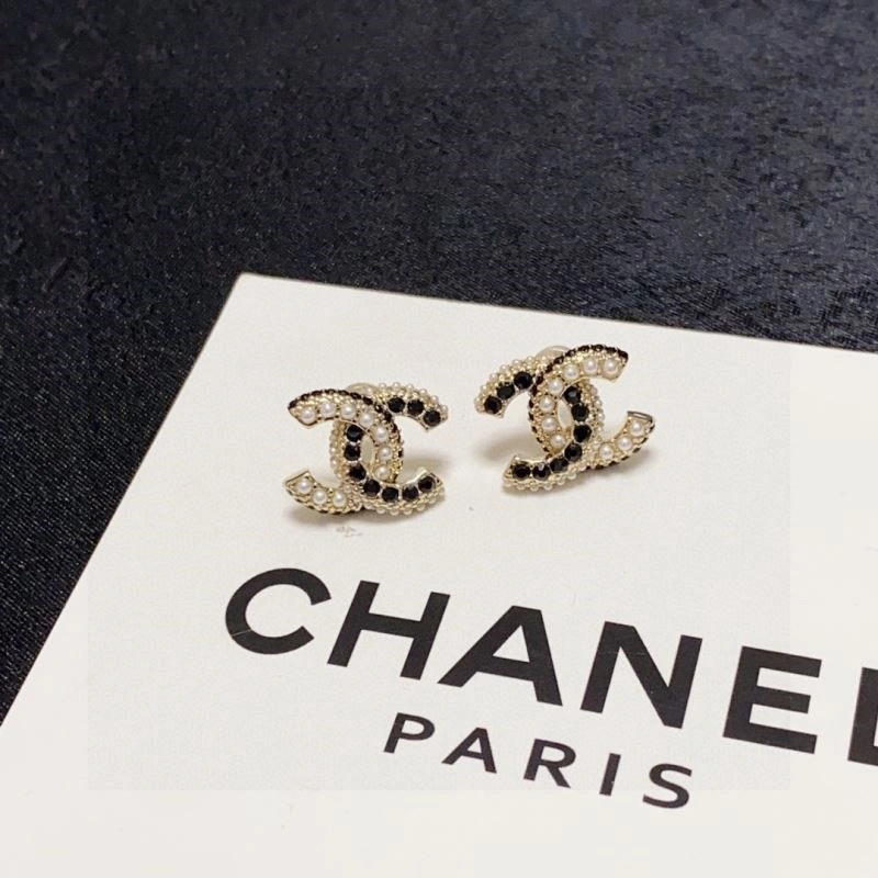 Unisex Chanel Earrings 225109