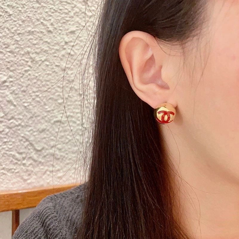 Chanel Earrings Compact 225096