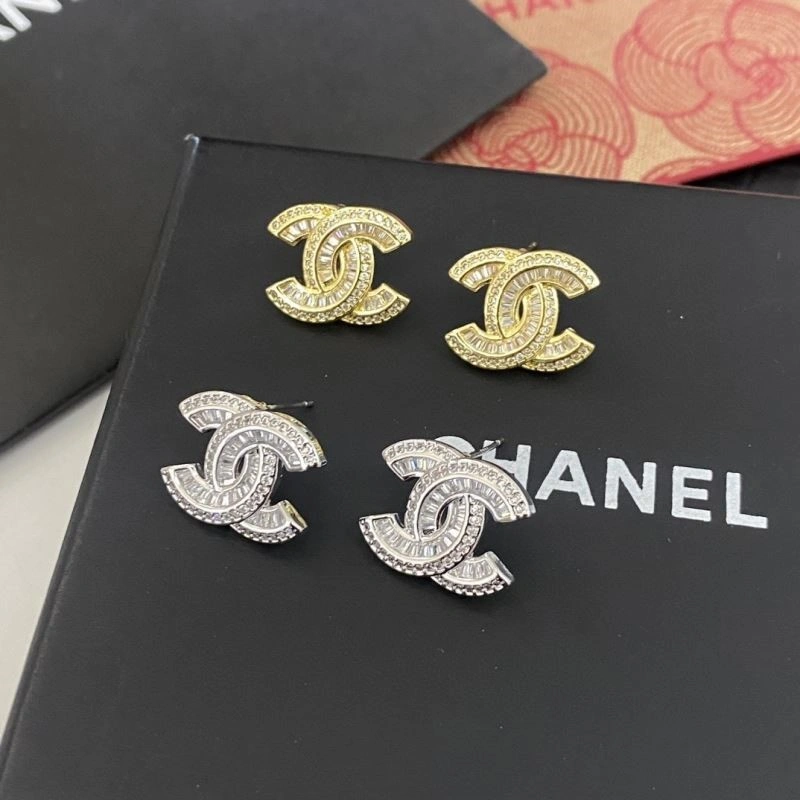 Chanel Earrings ComfortFit 225200