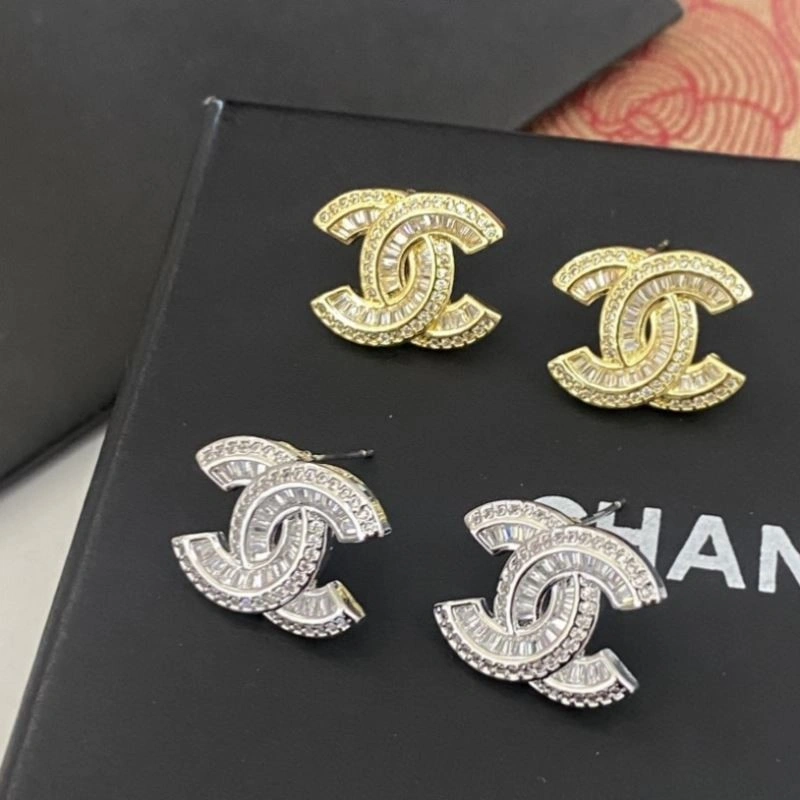 Chanel Earrings ComfortFit 225200