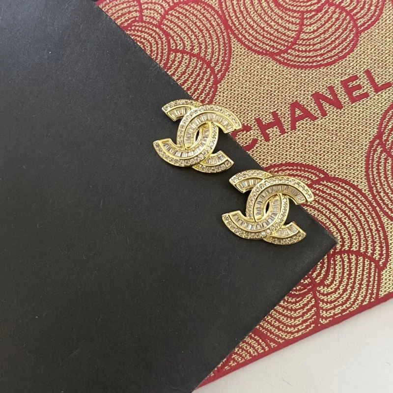 Chanel Earrings ComfortFit 225200