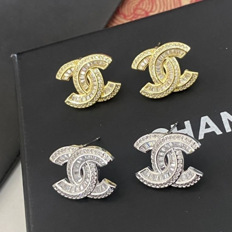 Chanel Earrings ComfortFit 225200