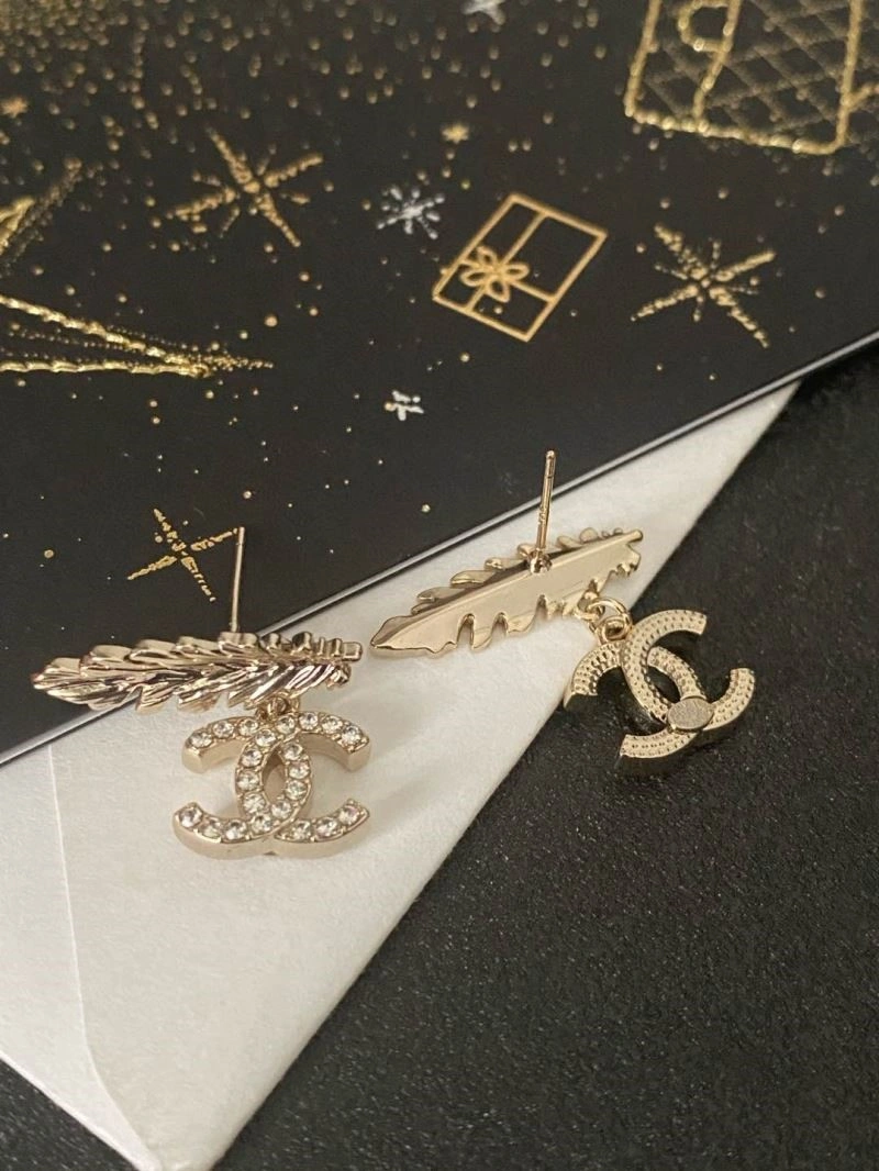Breathable Chanel Earrings 225115