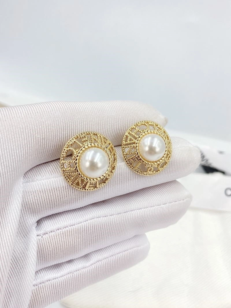 Chanel Earrings Sporty 225100