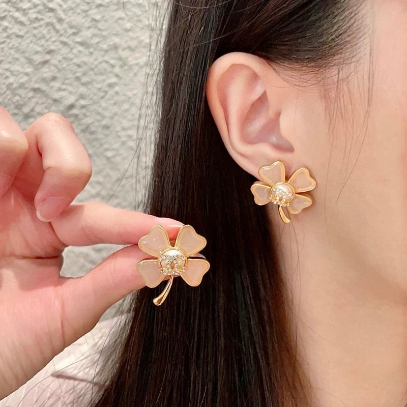 Chanel Earrings RelaxedFit 225090