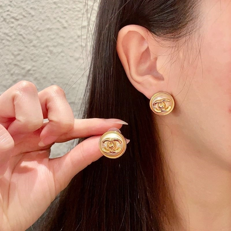 Chanel Earrings Soft 225087