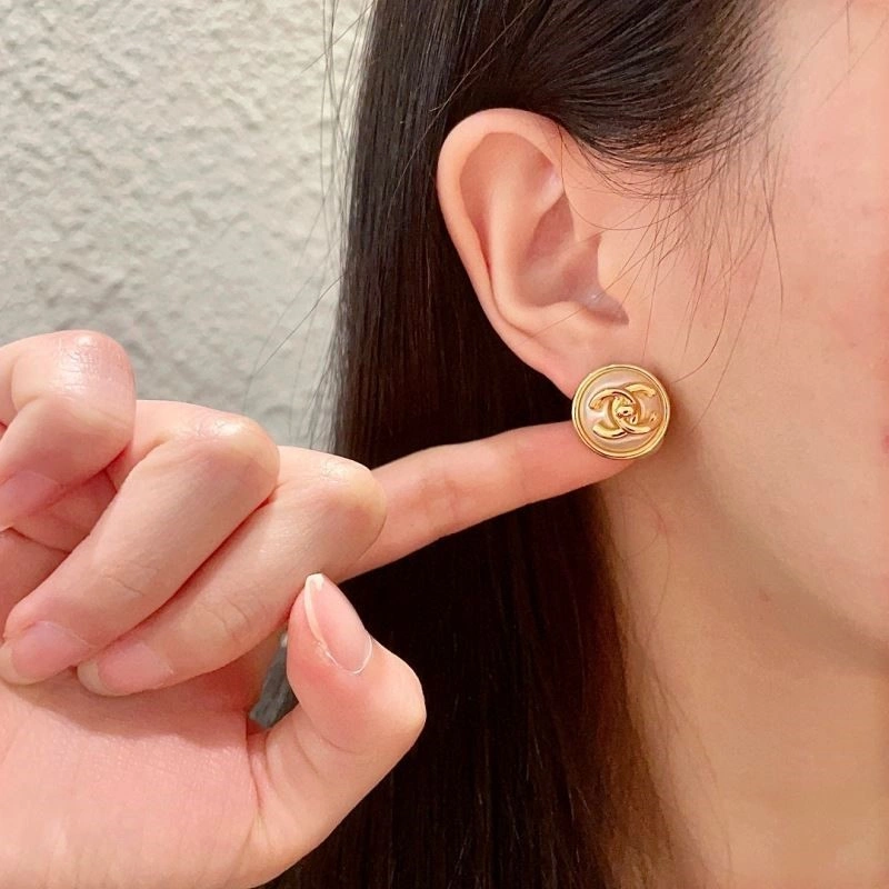 Chanel Earrings Soft 225087