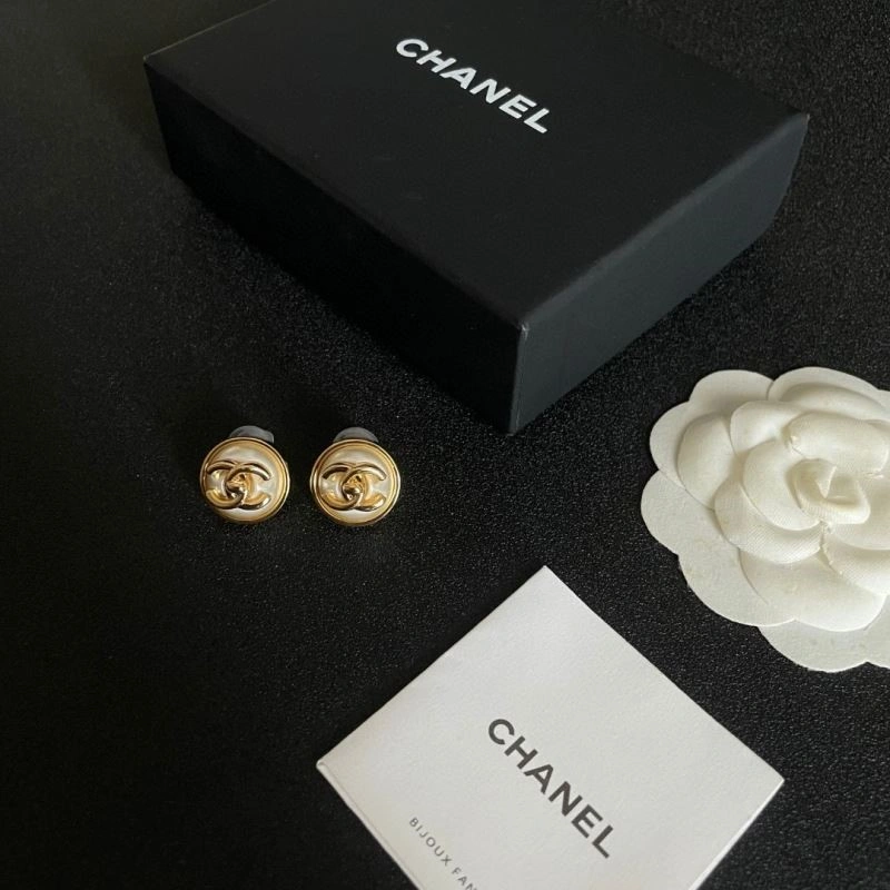 Chanel Earrings Soft 225087
