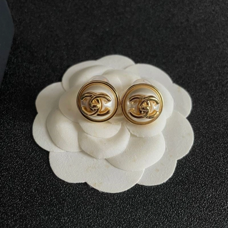 Chanel Earrings Soft 225087