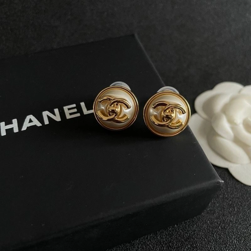Chanel Earrings Soft 225087