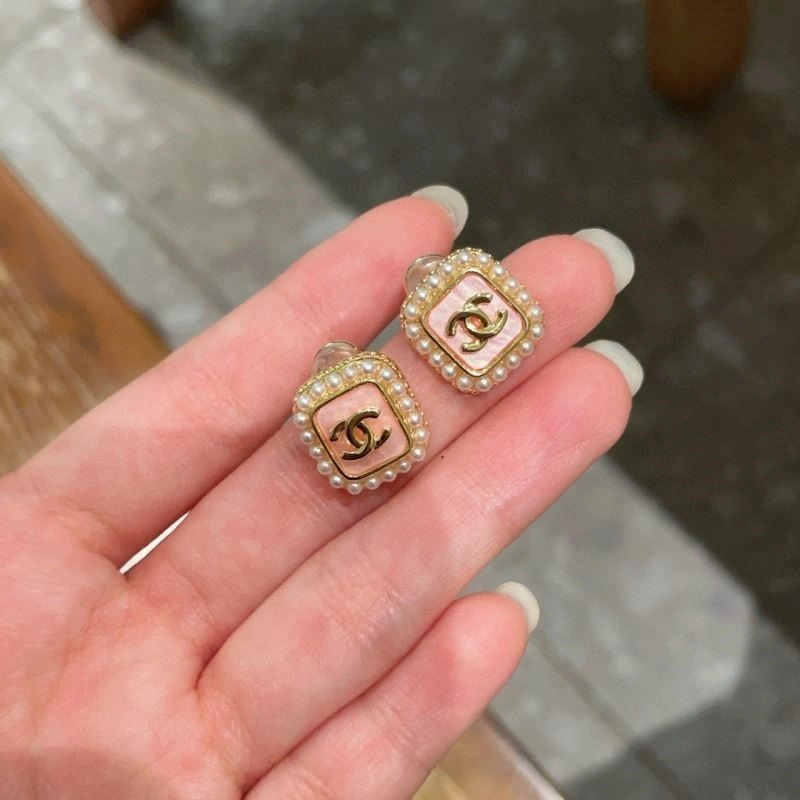 Stretchable Chanel Earrings 225103