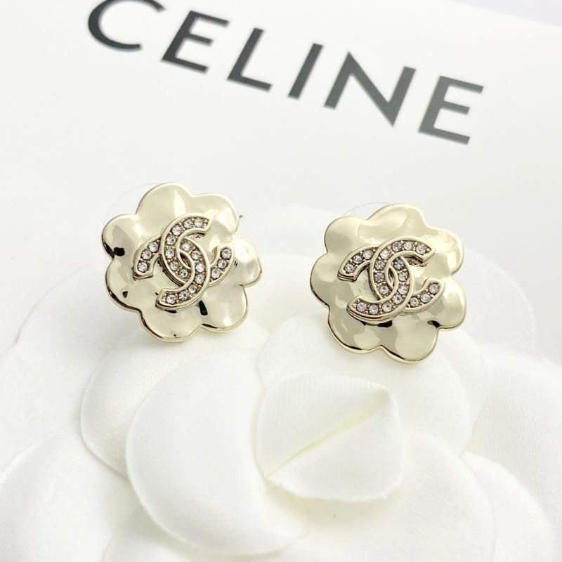 Versatile Chanel Earrings 225095