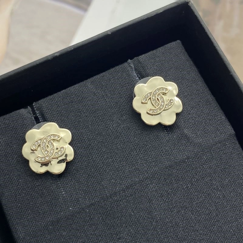 Versatile Chanel Earrings 225095