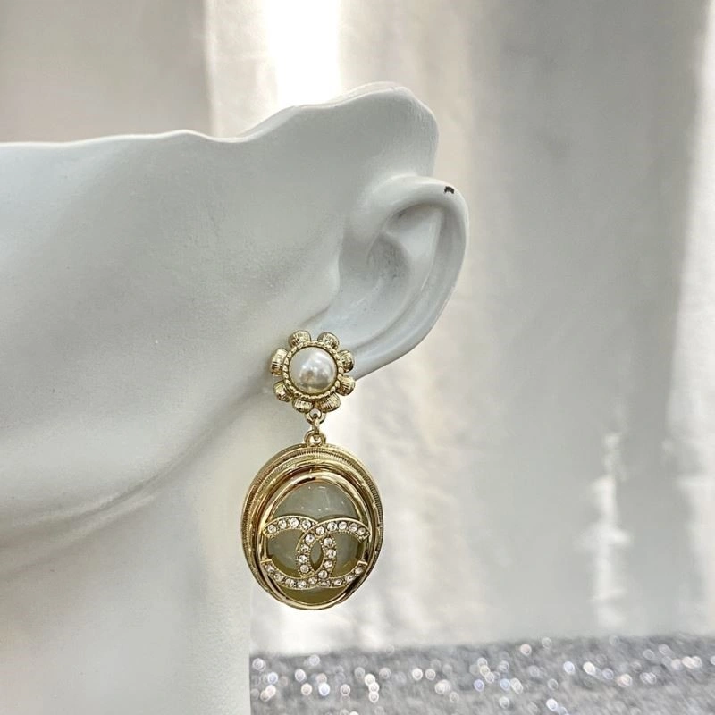 Chanel Earrings Tailored 225082