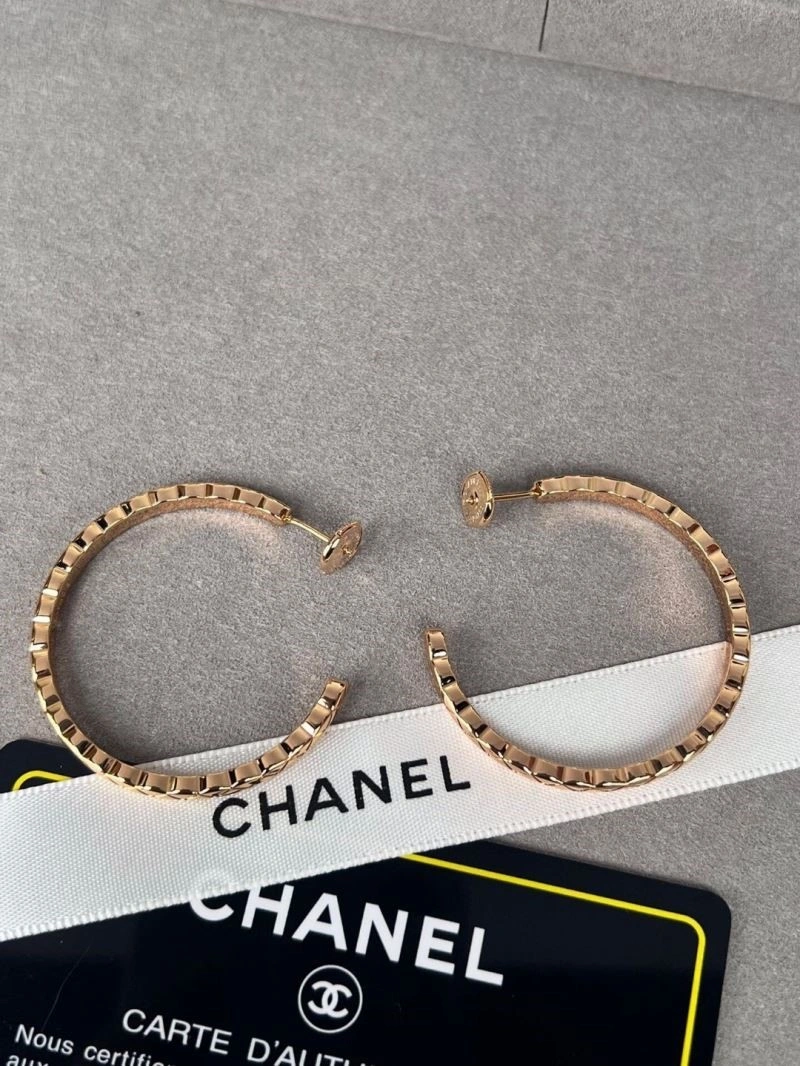 Chanel Earrings Snug 225080
