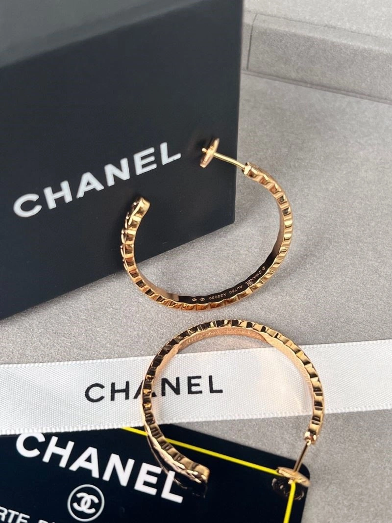 Chanel Earrings Snug 225080