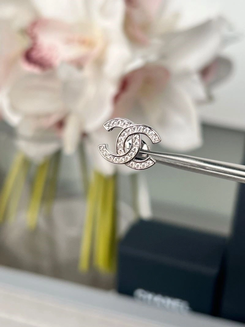 WellDesigned Chanel Earrings 225075