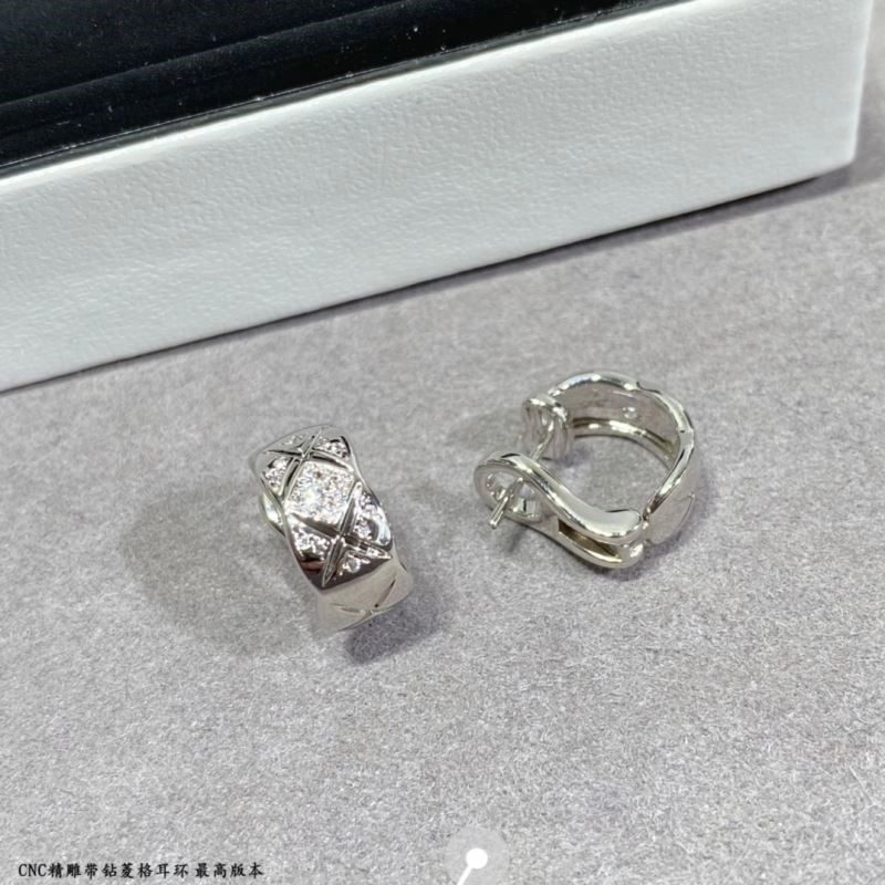 Chanel Earrings Soft 225079