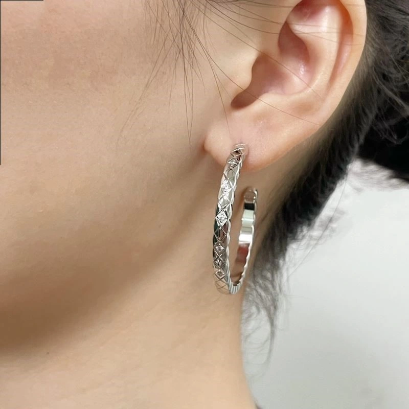Chanel Earrings Trendsetting 225074