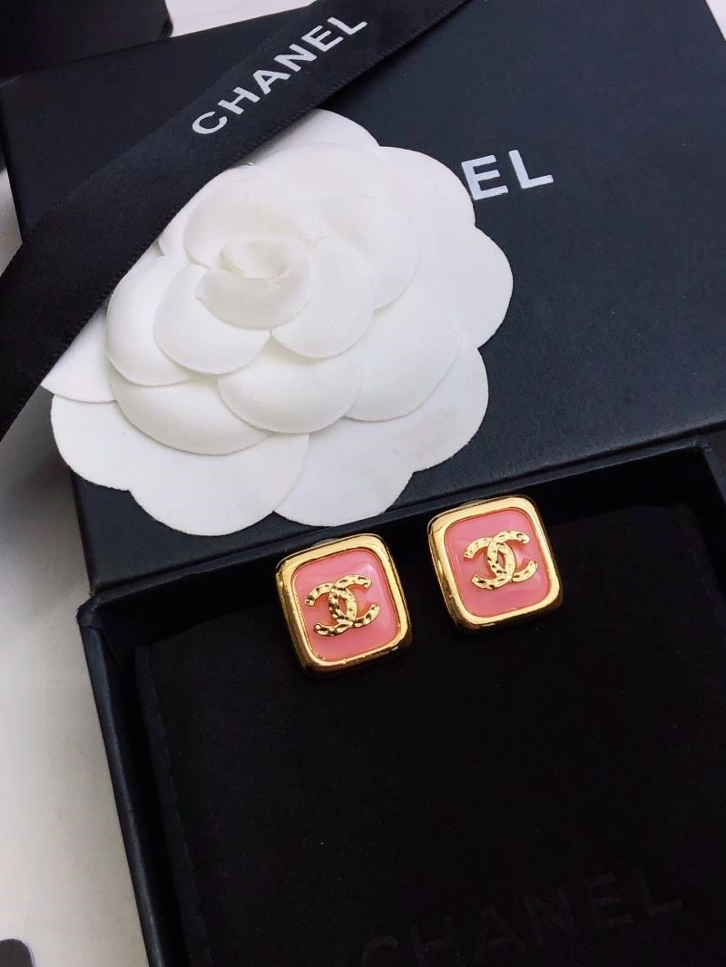 Chanel Earrings Compact 225056