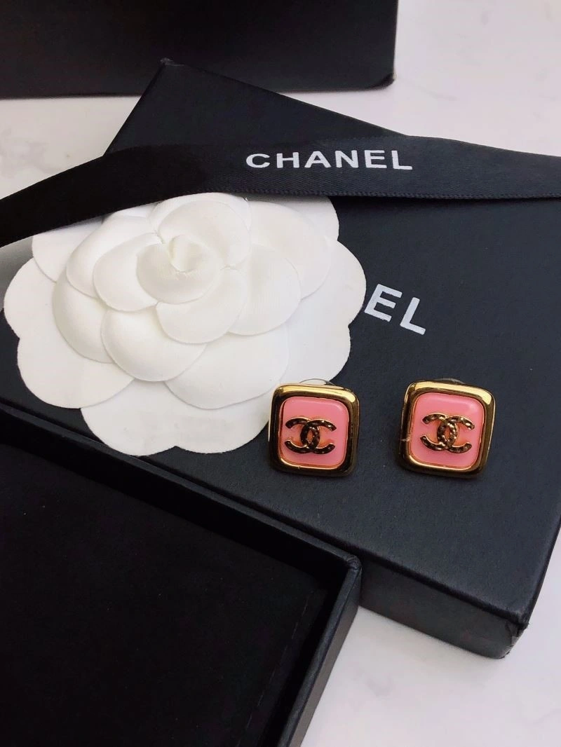 Chanel Earrings Compact 225056