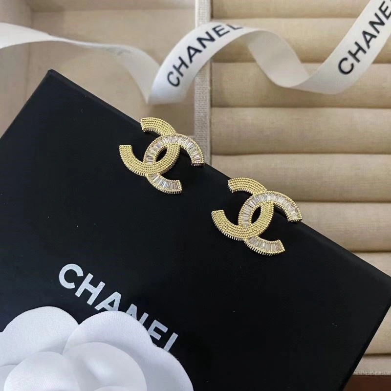 Popular Chanel Earrings 225055