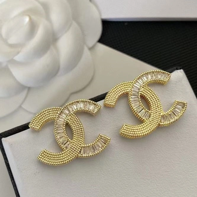 Popular Chanel Earrings 225055