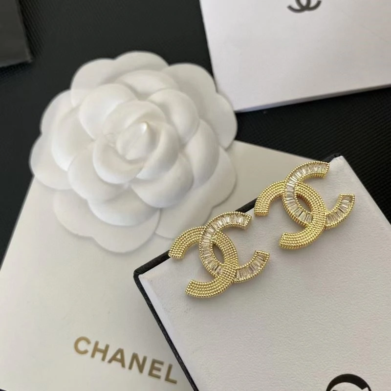 Popular Chanel Earrings 225055