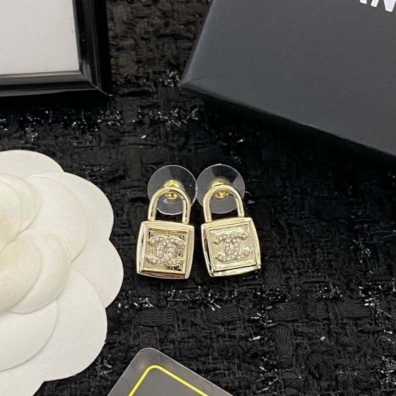 Chanel Earrings ComfortFit 225061