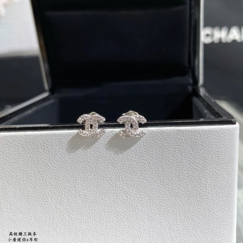UrbanStyle Chanel Earrings 225039