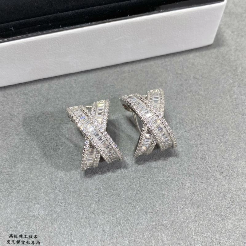 Comfortable Chanel Earrings 225105