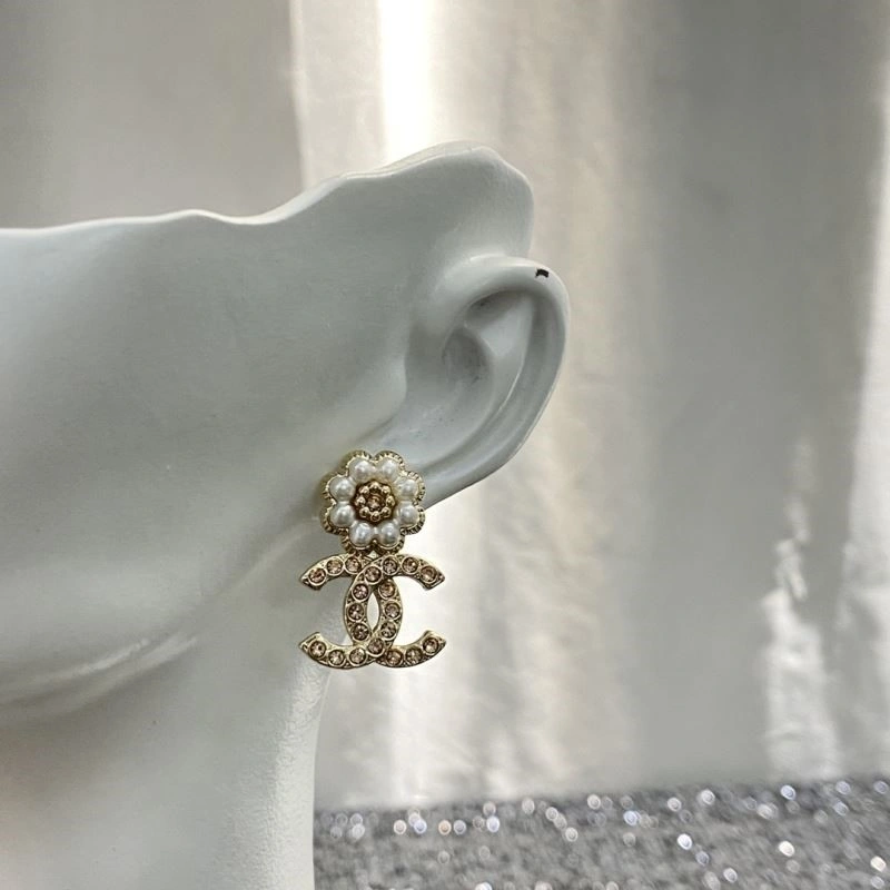 Chanel Earrings Soft 225089