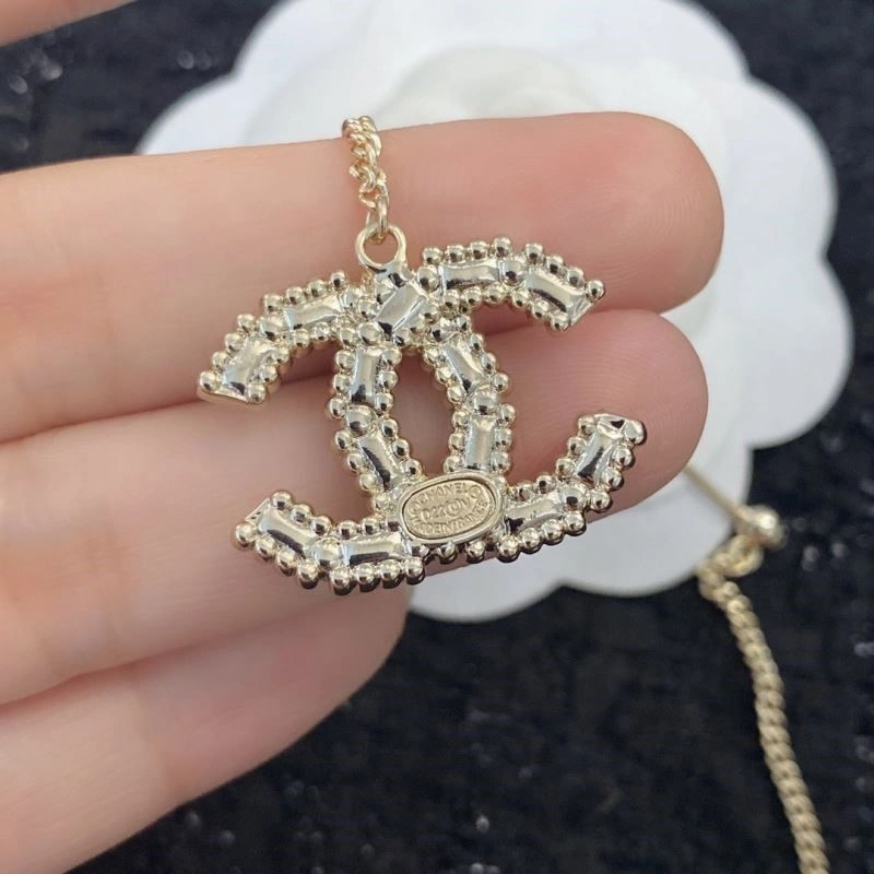 MultiPurpose Chanel Earrings 225038