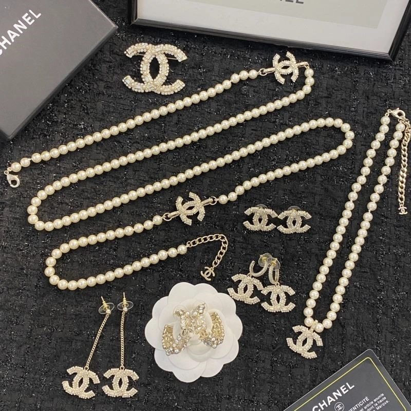 MultiPurpose Chanel Earrings 225038