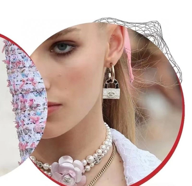 Chanel Earrings FreshLook 225035