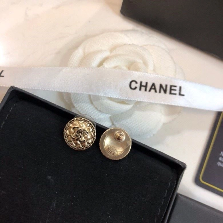 Chanel Earrings EyeCatching 225041